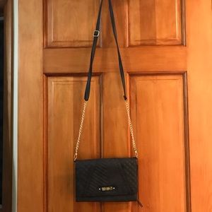 Black crossbody purse